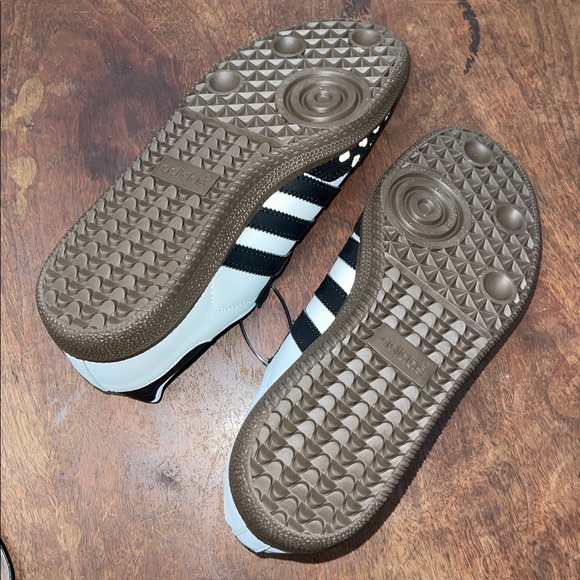 adidas Valentine’s Samba Black and White Heart Sneakers - Picture 6 of 12